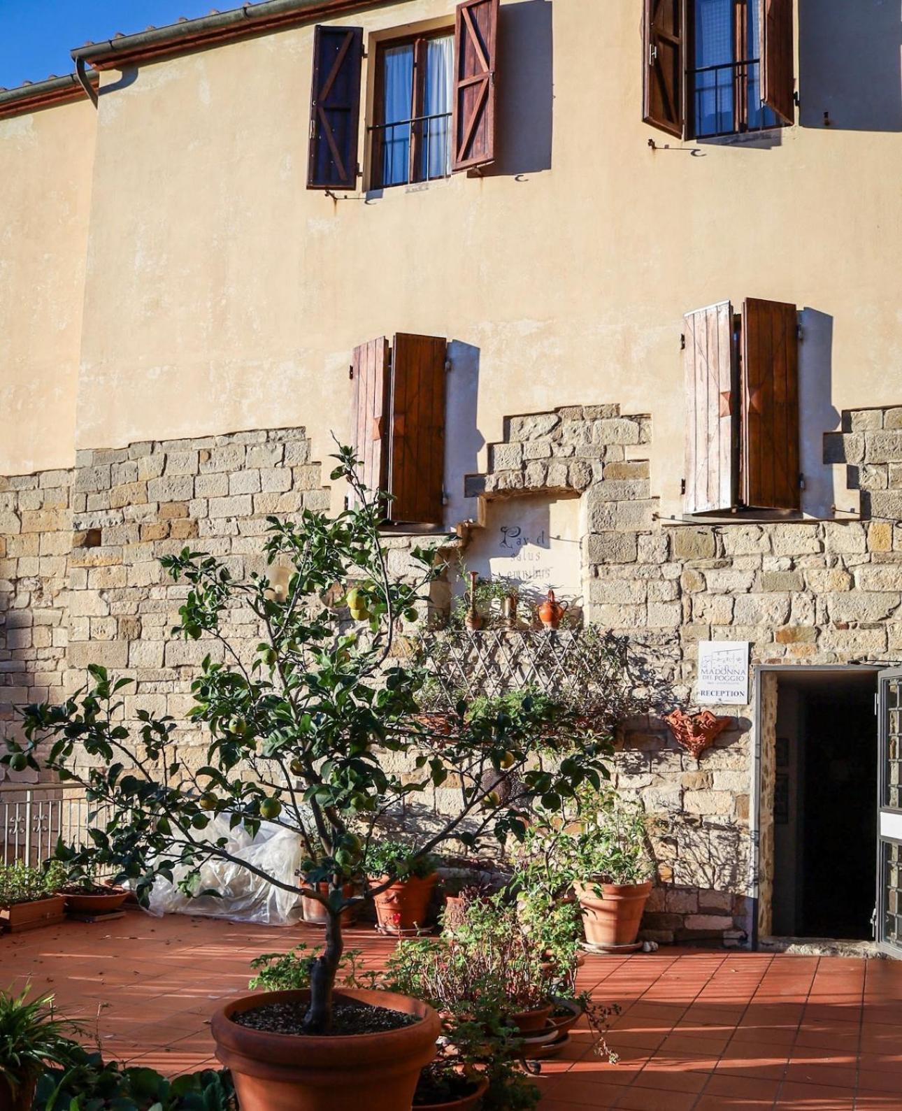 Madonna Del Poggio Cav Aparthotel Scarlino Buitenkant foto