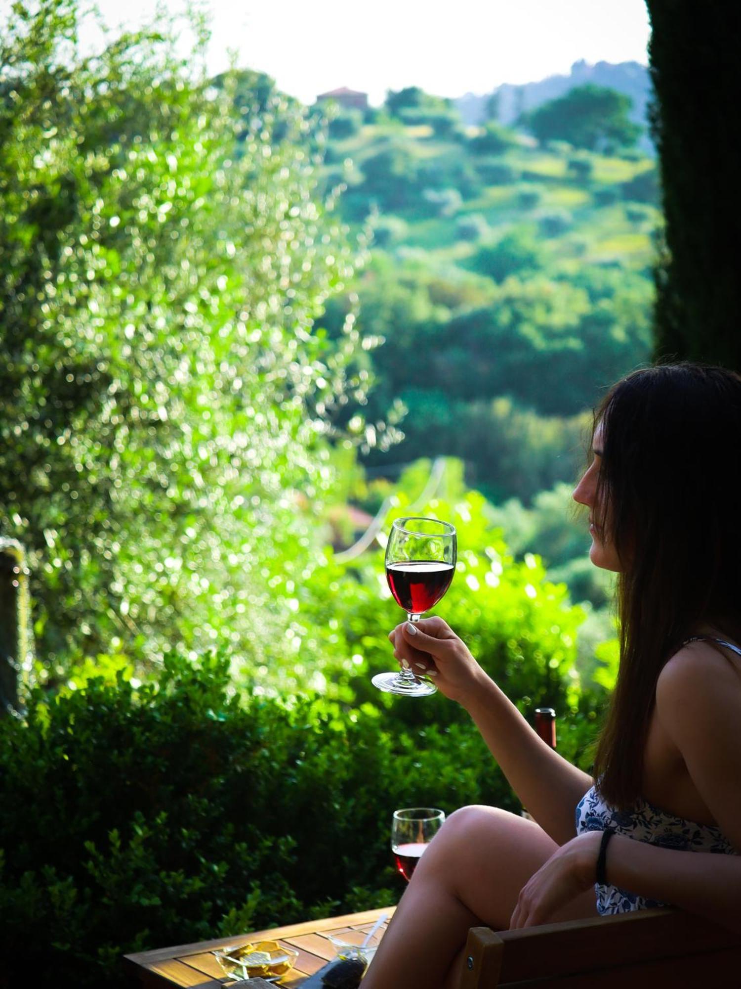 Madonna Del Poggio Cav Aparthotel Scarlino Buitenkant foto