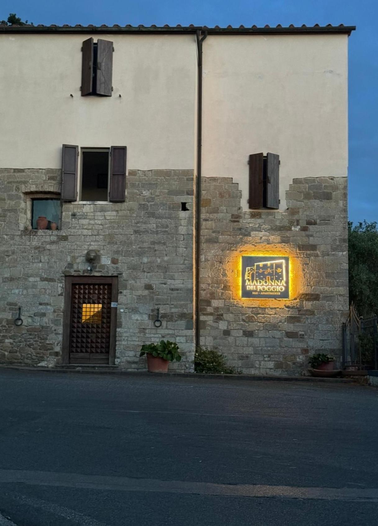Madonna Del Poggio Cav Aparthotel Scarlino Buitenkant foto
